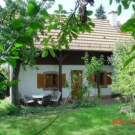 With 2 Bedrooms Edenkoben