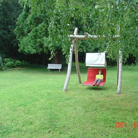 With 2 Bedrooms Vakantiehuis *