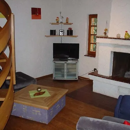 With 2 Bedrooms *